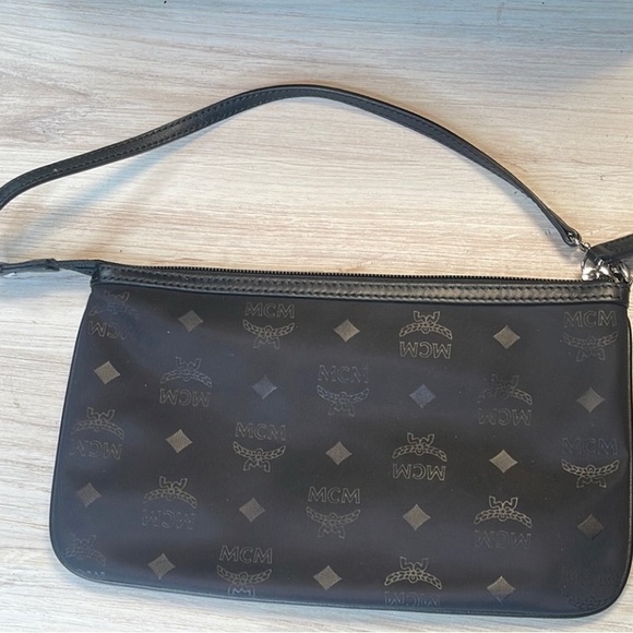 MCM Black shoulder bag - Picture 2 of 2